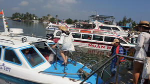 Quảng Nam giao 2 đơn vị cấp phép phương tiện ra vào Cửa Đại - Cù Lao Chàm