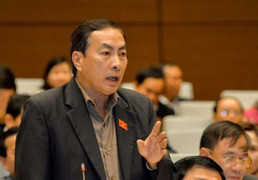 Đại biểu Quốc hội: Có việc găm xăng dầu từ doanh nghiệp cấp trên hay không?