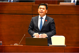 Bộ trưởng Công Thương: 'Dự trữ xăng dầu của Việt Nam chỉ đáp ứng được 5-7 ngày'