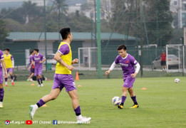 Tuyển Việt Nam có 3 ca mắc COVID-19, thêm Quế Ngọc Hải chấn thương