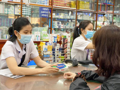 FPT Long Châu tiên phong trợ giá thuốc điều trị COVID-19 Molnupiravir