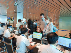 Mở cửa du lịch, Khánh Hòa ‘đứt gánh’ nguồn khách Nga