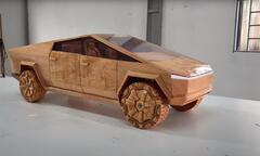 Hình ảnh Tesla Cybertruck bằng gỗ của thợ Việt trên báo ngoại