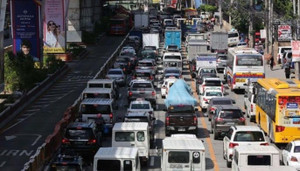 Philippines xem xét làm việc 4 ngày/tuần vì giá nhiên liệu tăng cao