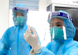 Thêm 150.618 ca COVID-19, Hà Nội bổ sung gần 200.000 ca