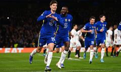 Chelsea được bán vé trở lại