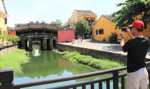 Chuyên gia Nhật giúp tu bổ Chùa Cầu, Hội An