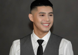 Hậu COVID-19, Noo Phước Thịnh phải tiếp oxy gấp trong đêm nhạc