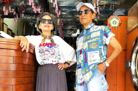 Phối lại quần áo cũ rồi chụp hình cho vui, cặp đôi U90 bỗng được hâm mộ rần rần