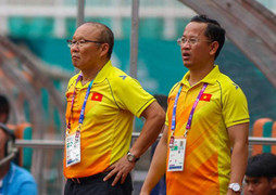 Hai lần xét nghiệm âm tính, trợ lý HLV Park Hang Seo mong mỏi trở lại làm việc