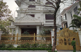 Bắt tạm giam 3 cựu lãnh đạo Công ty Apatit Việt Nam