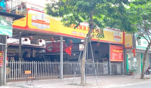 Vì sao các quán bia hơi Hà Nội đua nhau đóng cửa?