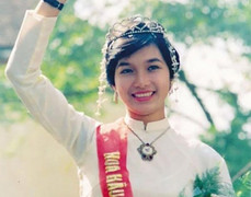 'Ông trùm' hoa hậu: Bùi Bích Phương từng bị bố phạt