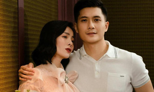 Tình trẻ kém 12 tuổi gọi Lệ Quyên là vợ 