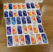 iPhone 12 giá ngang iPhone 11 chính hãng tràn về Việt Nam: Nhiều người săn đón