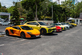Loạt siêu xe hội tụ dịp cuối tuần tại TP.HCM