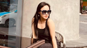 BTV Hoài Anh gợi cảm bội phần khi không lên sóng VTV