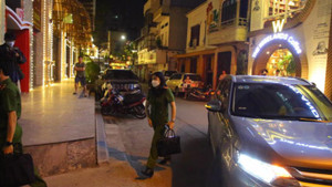 Trực tiếp: Khám xét trụ sở Tập đoàn Tân Hoàng Minh