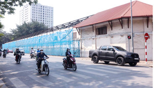 Bí thư Hà Nội yêu cầu dừng phá dỡ tòa nhà Pháp cổ gần quảng trường Ba Đình 