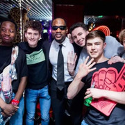 Người giống Will Smith được trả 5.000 USD để tái hiện cái tát tại Oscar 2022