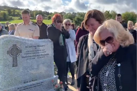 Quan tài giữa lễ tang bất ngờ phát ra tiếng kêu cứu khiến khách mời bối rối