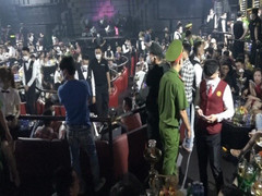 TP.HCM: Gần 100 người dương tính ma túy trong quán bar Ferso 