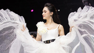 Màn tái xuất cực đỉnh của Hương Giang sau thời gian vắng bóng