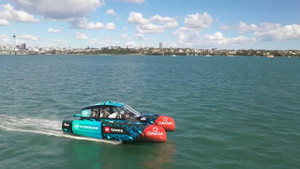 Video: 'Thuyền bay' chạy bằng pin nhiên liệu hydro