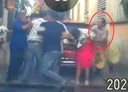 Đội phó Công an Bình Dương bị tố hành hung phụ nữ khi bị nhắc đỗ xe chắn lối đi