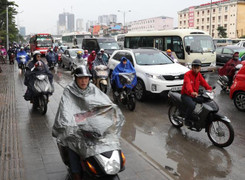 Thời tiết ngày 12/4: Miền Bắc mưa rào và dông, nhiệt độ giảm