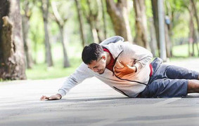 Những dấu hiệu cảnh báo đột quỵ và cách giúp bạn ngăn ngừa trước khi quá muộn