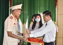 Chủ tịch nước tặng thưởng Huân chương Dũng cảm cho đại úy Thái Ngô Hiếu