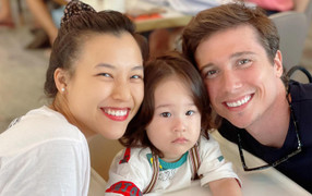 Chồng Tây của MC Hoàng Oanh có động thái lạ sau tuyên bố ly hôn