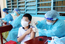 Khoảng 30% phụ huynh chưa đồng ý tiêm vaccine cho trẻ 5-11 tuổi