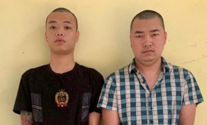 Khởi tố 4 kẻ ép con nợ vào nhà nghỉ để đòi tiền