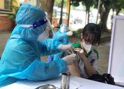 Hôm nay tiêm vaccine COVID-19 cho trẻ 5-11 tuổi ở Quảng Ninh