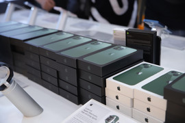 FPT Shop mở bán sớm iPhone 13 Pro Max xanh lá