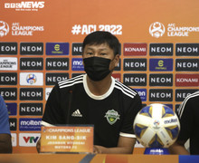 HLV Jeonbuk khen HAGL tiến bộ, ngại nhất Xuân Trường 