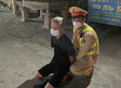 CSGT Quảng Bình kể phút vây ráp, bắt kẻ giết phụ nữ trong chung cư mini ở Hà Nội