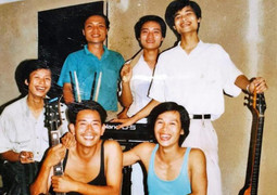 Những ban nhạc sinh viên đình đám khiến giới trẻ 'phát cuồng' ở thập kỷ 1990 