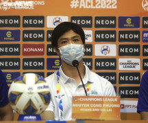 Công Phượng: 'Sống theo cơ chế bong bóng, suốt ngày chỉ ở trong khách sạn'