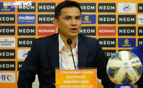 Hoà Sydney FC, HLV Kiatisak hạnh phúc 