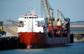 Mỹ cấm tàu Nga cập cảng