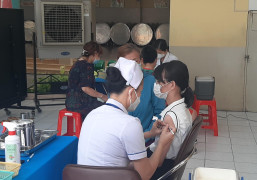 TP.HCM: Gần 1.800 trẻ từ 5 đến dưới 12 tuổi hoãn tiêm vaccine COVID-19