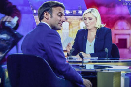 Bầu cử Tổng thống Pháp: Bà Marine Le Pen công kích ông Macron 'ngạo mạn'
