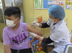 31 tỉnh, thành phố đã tiêm vaccine COVID-19 cho trẻ 5-11 tuổi