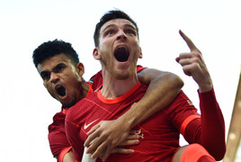 Kết quả Ngoại Hạng Anh: Đánh bại Everton, Liverpool bám sát Man City