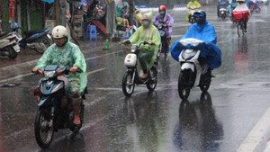 Nhiều khu vực trên cả nước có thể đón mưa rào và dông dịp nghỉ lễ 30/4 - 1/5