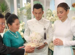 Ảnh: Phương Trinh Jolie nhận sính lễ 5 kg vàng và kim cương trị giá 2 tỷ đồng
