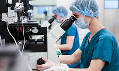 Mở rộng dịch vụ giải mã gene đến gần hơn với người Việt